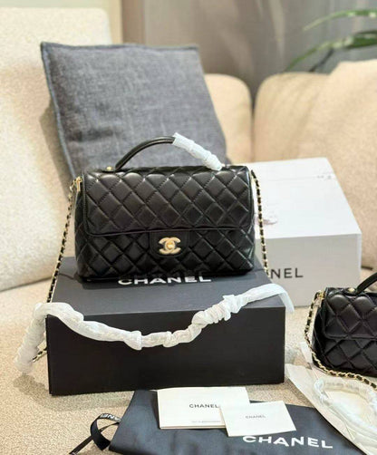 Chanel
Master Bags +++
For Price 👇 WTSP Text Zain 0568585901

Zain142
♥️♥️♥️