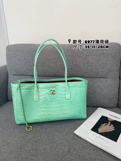 New Stock
Master
350 dhs💓

Zain153
♥️♥️♥️