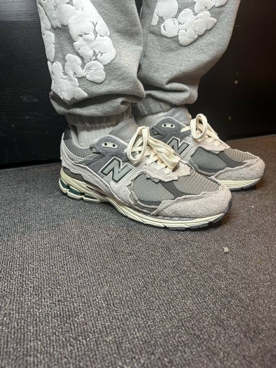 NEW BALANCE 2002R Protection Pack Rain Cloud
36-45 AVAILABLE 
220 dhs✅

Zain242
♥️♥️♥️