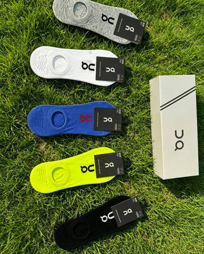 Socks 🧦*
good quality 💯
5 pieces 💥
With boxes 📦 
55 dhs✅

Zain216
♥️♥️♥️