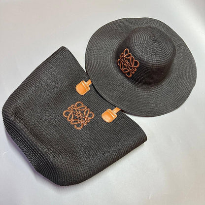 BEACH BAG 

NEW CAME ,

GOOD QUALITY ,

BAG AND 
HAT ONE SET 
90 dhs🇦🇪🇦🇪

Zain39
♥️♥️♥️