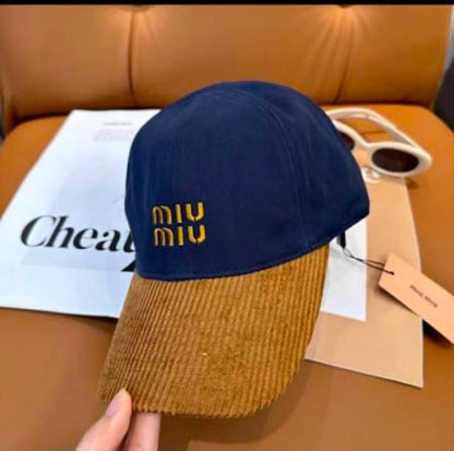 MIU MIU
CAPS

240 dhs🇦🇪

Zain328
♥️♥️♥️