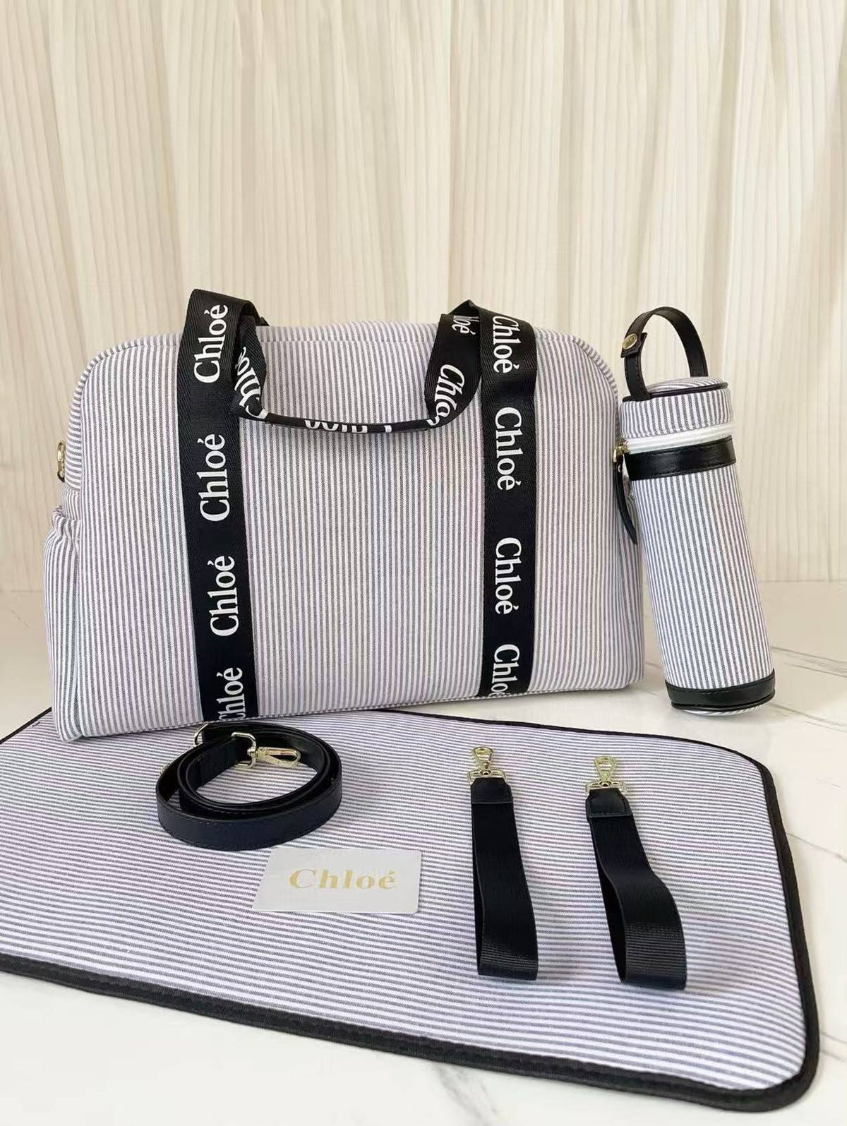 Mother & baby bag

250 dhs 

Zain151
♥️♥️♥️