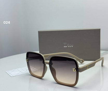 Dior

65 dhs🇦🇪🇦🇪

Zain182
♥️♥️♥️