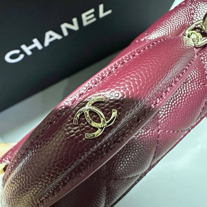 CHANEL 

COPY ONE 

WITH DOUBLE BOX 🎁

210 dhs✅

Zain295
♥️♥️♥️