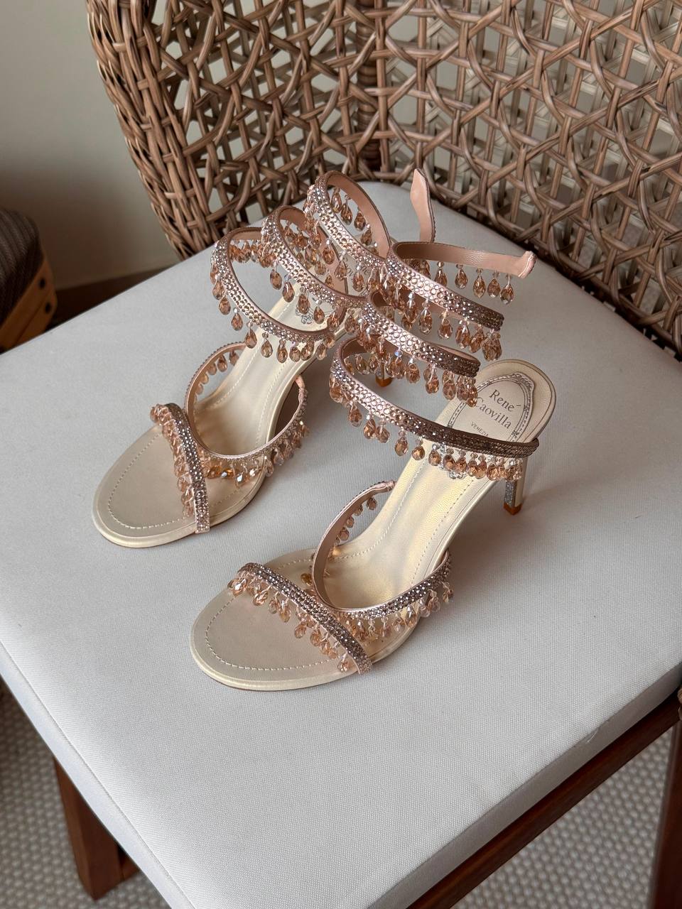 RENE CAOVILLA 
✨ Collection
👠 36–41
💎 Premium Quality
🔥 Super Master
550 dhs🇦🇪🇦🇪

Zain198
♥️♥️♥️