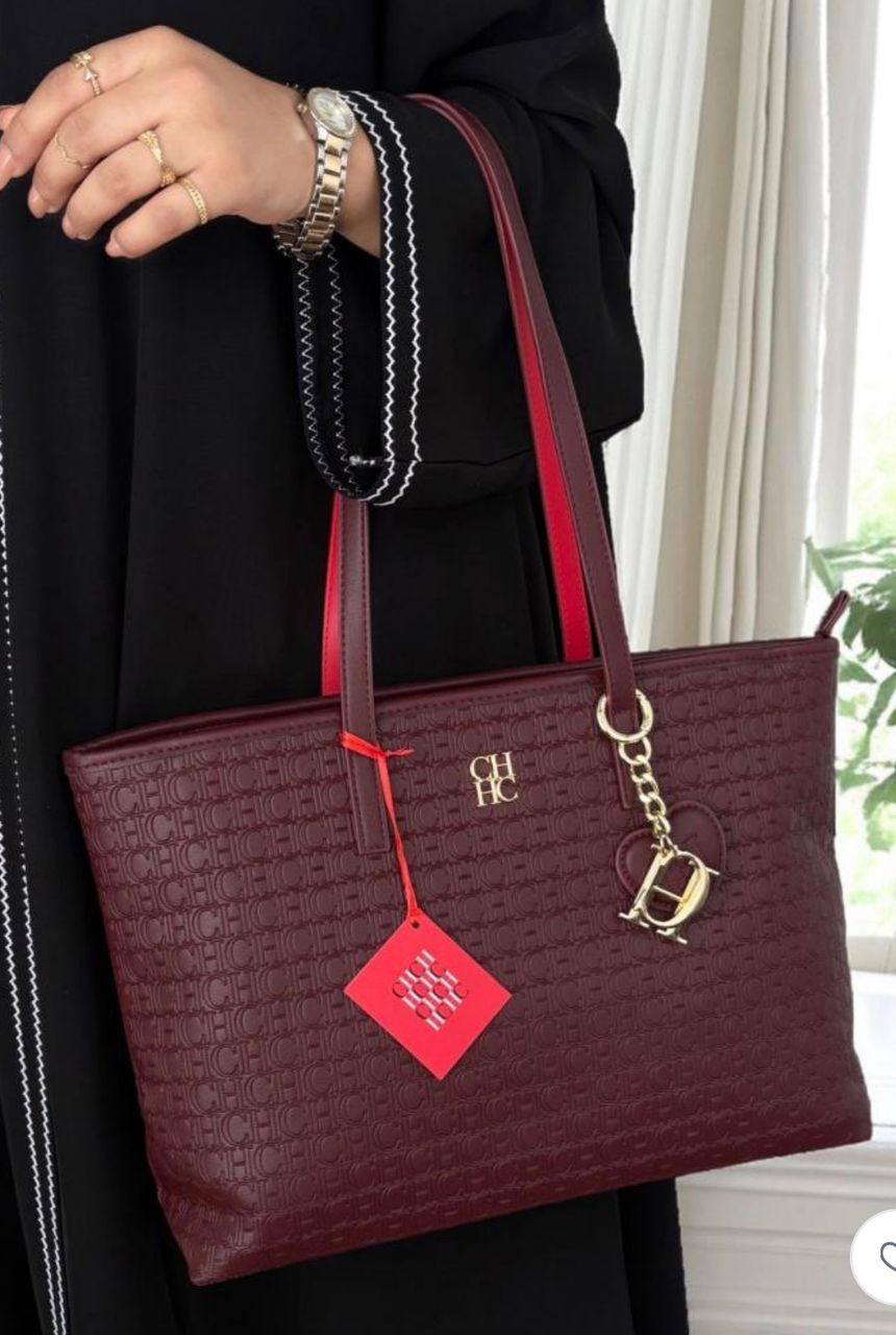 CH
100 dhs🪙🌨️
SIZE：42cm
High quality and large capacity

Zain35
♥️♥️♥️