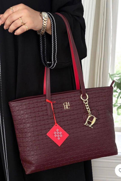 CH
100 dhs🪙🌨️
SIZE：42cm
High quality and large capacity

Zain35
♥️♥️♥️