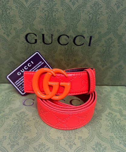 Gucci

With box 
🎁🎁🎁

40 dhs🪙🌨️

Zain93
♥️♥️♥️