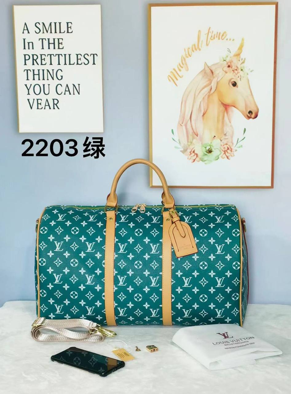 LV 
Travel Bags
140 dhs✅ Glossy
130 dhs✅ Normal

Zain137
♥️♥️♥️