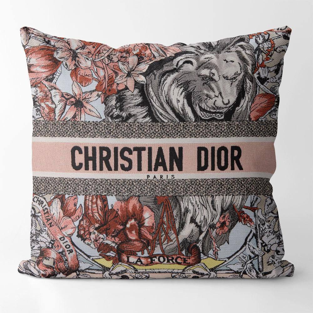 Master 
Pillowcases 
Size 45*45 
50 dhs❣️

Zain99
♥️♥️♥️