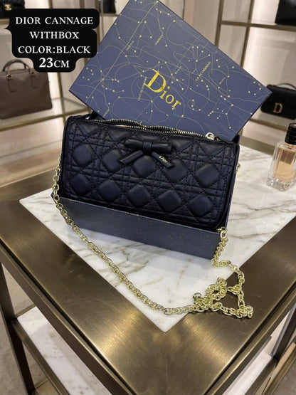 Dior
ᴅɪᴏʀ ᴄᴀɴɴᴀɢᴇ ᴘᴏᴜᴄʜ ʙᴀɢ
ᴡɪᴛʜ ʟᴏɴɢ sʟɪɴɢ ɢᴏʟᴅᴛᴏɴᴇ
ᴡɪᴛʜʙᴏx
🎁🎁🎁

ᴄᴀʟғsᴋɪɴ ᴍᴀᴛᴇʀɪᴀʟ
sɪᴢᴇ:𝟐𝟑ᴄᴍ
100 dhs✅

Zain56
♥️♥️♥️