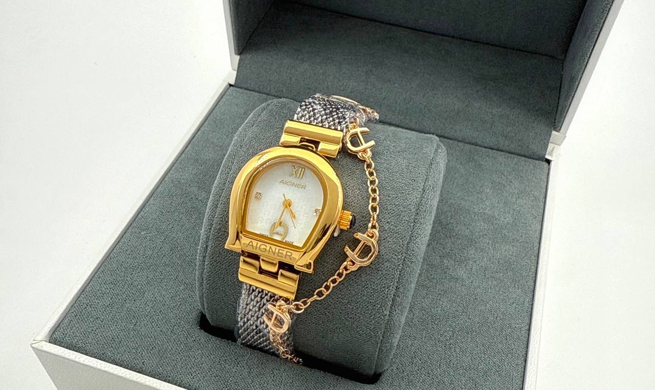 Bvlgari
90 dhs🇦🇪🇦🇪

Zain45
♥️♥️♥️