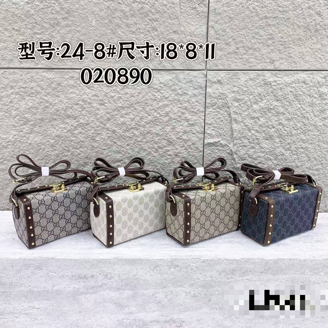 GUCCI ᴛʀᴜɴᴋ ᴄʟᴀssɪᴄ
ᴄʀᴏss ʙᴏᴅʏ ʙᴀɢ
ᴡɪᴛʜ ʟᴏɴɢ ʙᴇʟᴛ sᴛʀᴀᴘ
ɢᴏʟᴅ ʜᴀʀᴅᴡᴀʀᴇ
sɪᴢᴇ: 18 cm

75 dhs🇦🇪

Zain31
♥️♥️♥️