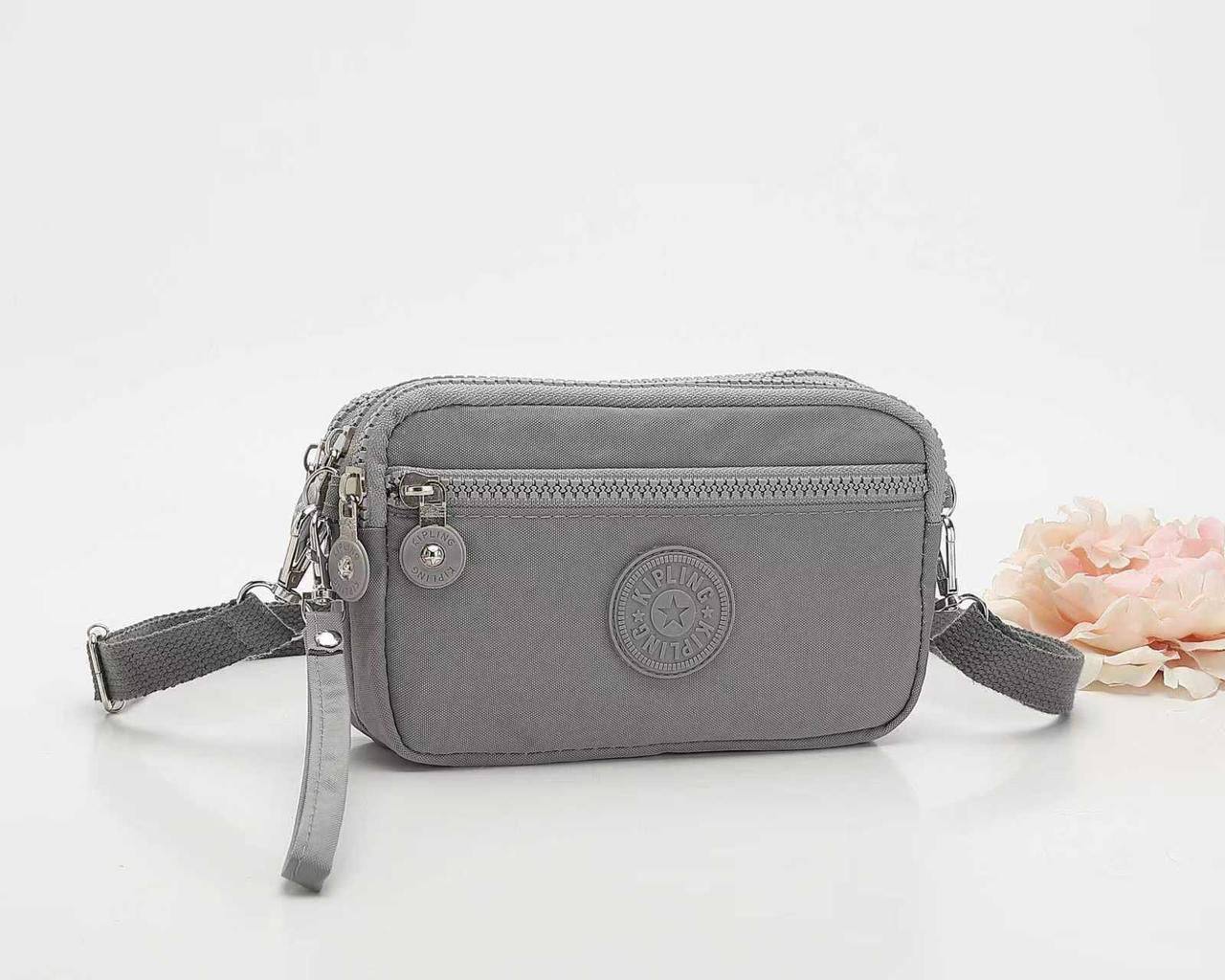 Kipling 
20 dhs❤️

Zain39
♥️♥️♥️