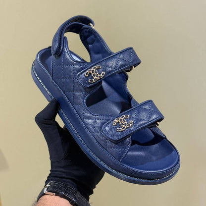 CHANEL SLIPPER 
110 dhs🪙💚
Size 36 TO 41

Zain40
♥️♥️♥️