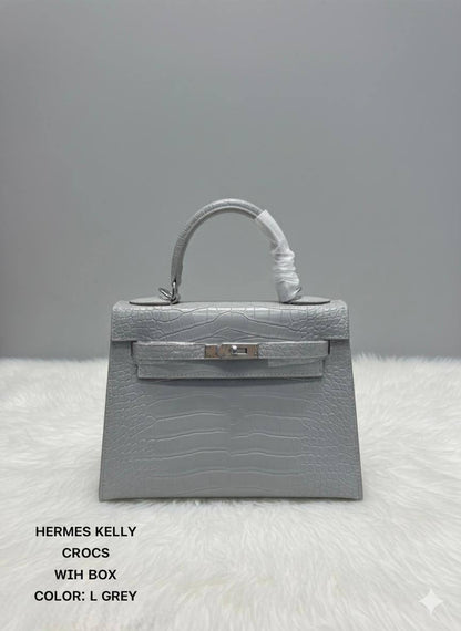 Hermes ᴋᴇʟʟʏ 
ᴡɪᴛʜout 📦 
ᴄʀᴏᴄᴏᴅɪʟᴇ ᴅᴇsɪɢɴ
sɪᴢᴇ:25ᴄᴍ
95 dhs🪙🌨️

Zain56
♥️♥️♥️