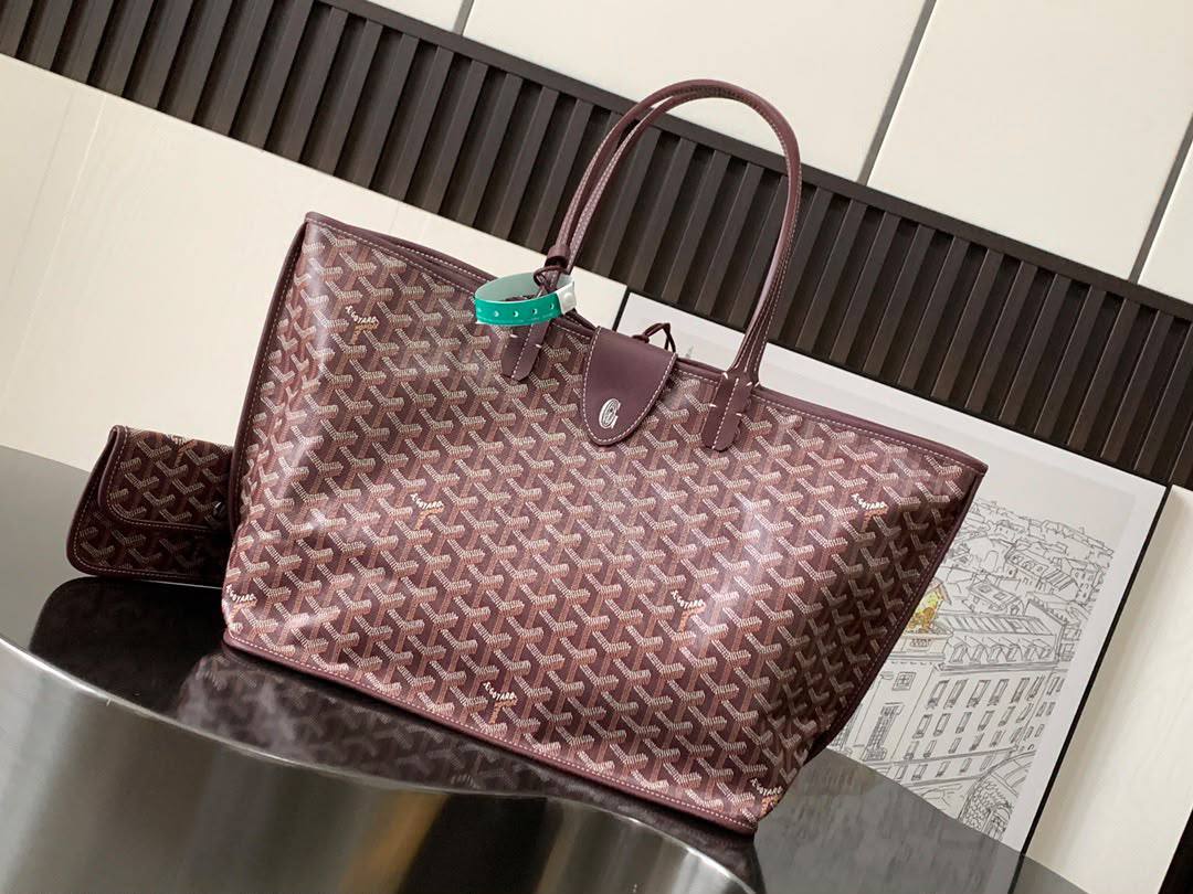 Goyard
Pattern:Goyardine Chevron Monogram
Material:Coated canvas with leather trim
Style:Tote / Shoulder Bag
Size:36cm
Quality:super master👌🏼


For Price 👇 WhatsApp✅
0568585901 
0507557372
0552275751 Owner Zain 👌
Zain235
♥️♥️♥️