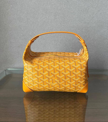 Goyard
75 dhs💓
high quality 
With box 
  24cm

Zain26
♥️♥️♥️