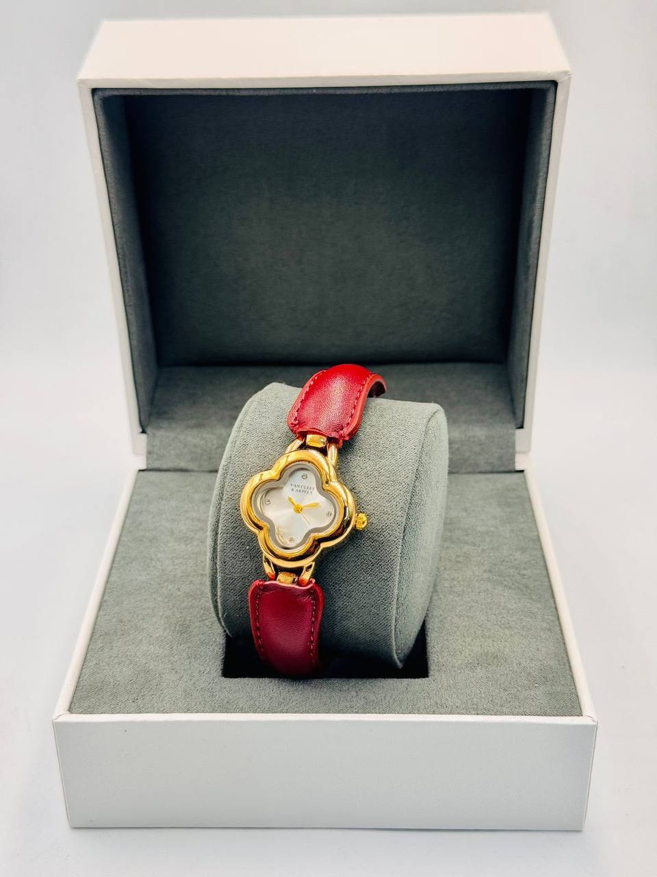 VCA Ladies 
offer price 
55 dhs✅

Zain08
♥️♥️♥️