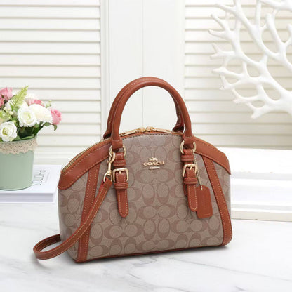 COACH 
NEW CAME HIGH QUALITY 
120 dhs🇦🇪🇦🇪

Zain295
♥️♥️♥️