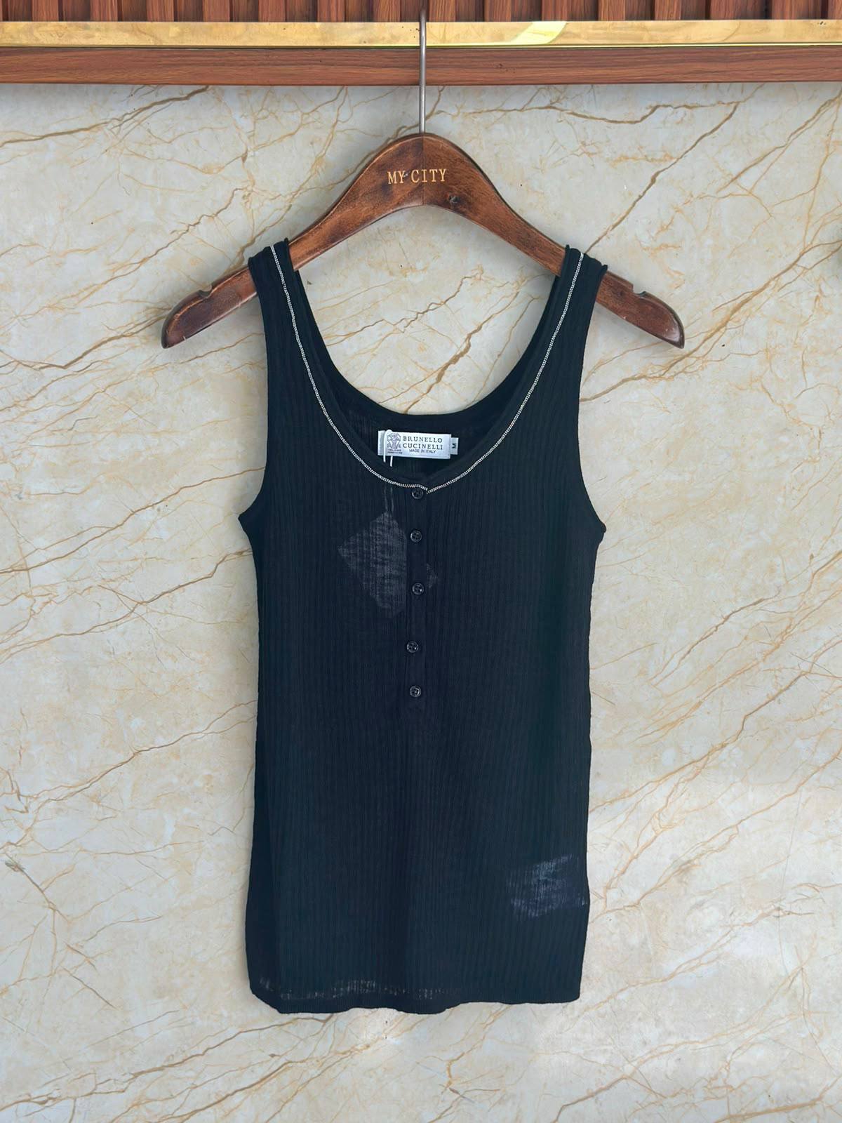 BRUNELLO CUCINELLI
Women’s Top
Master Quality 
SML
320 dhs✅

Zain276
♥️♥️♥️
