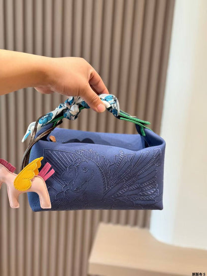 Hermes
Master
190 dhs✅

Zain141
♥️♥️♥️