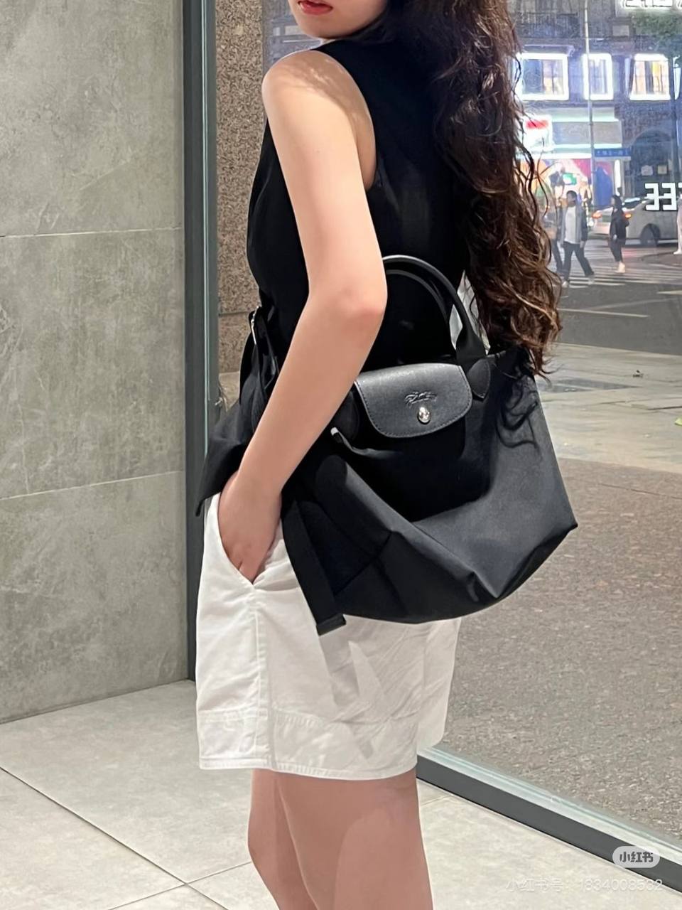 Long Champ
90 dhs🌺
Big Size

Zain190
♥️♥️♥️