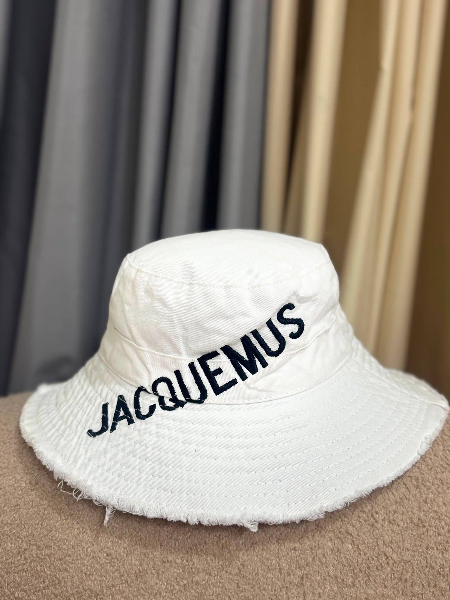 JACQUEMUS CAP
💙*VVIP QUALITY*💙
230 dhs✅

Zain281
♥️♥️♥️