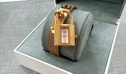 Hermes 
75 dhs🇦🇪🇦🇪 

Zain45
♥️♥️♥️
