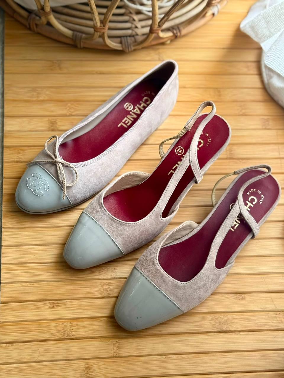 Chanel
Vip Quality
𝗦𝗶𝘇𝗲 𝟯𝟲 𝘁𝗼𝗼 𝟰𝟭 
450 dhs✅

Zain303
♥️♥️♥️