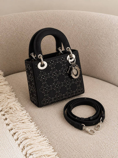 Chanel 
Dior

SUPER MASTER QUALITY 
AVAILABLE 

For Price 👇 WhatsApp✅
0568585901 
0507557372
0552275751 Owner Zain 👌

Zain322
♥️♥️♥️