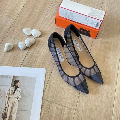 Jimmy Choo
High quality 
size 36-42 
120 dhs❣️

Zain131
♥️♥️♥️
