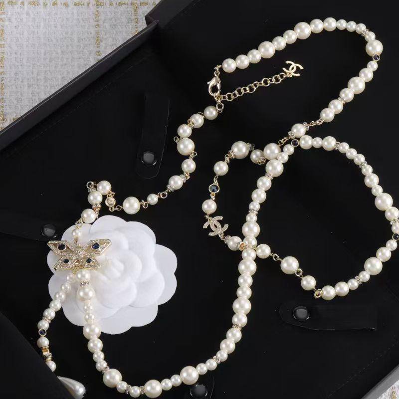 Chanel Necklace* 🦋
Master quality 

*100* AED normal box 📦

Zain48
♥️♥️♥️