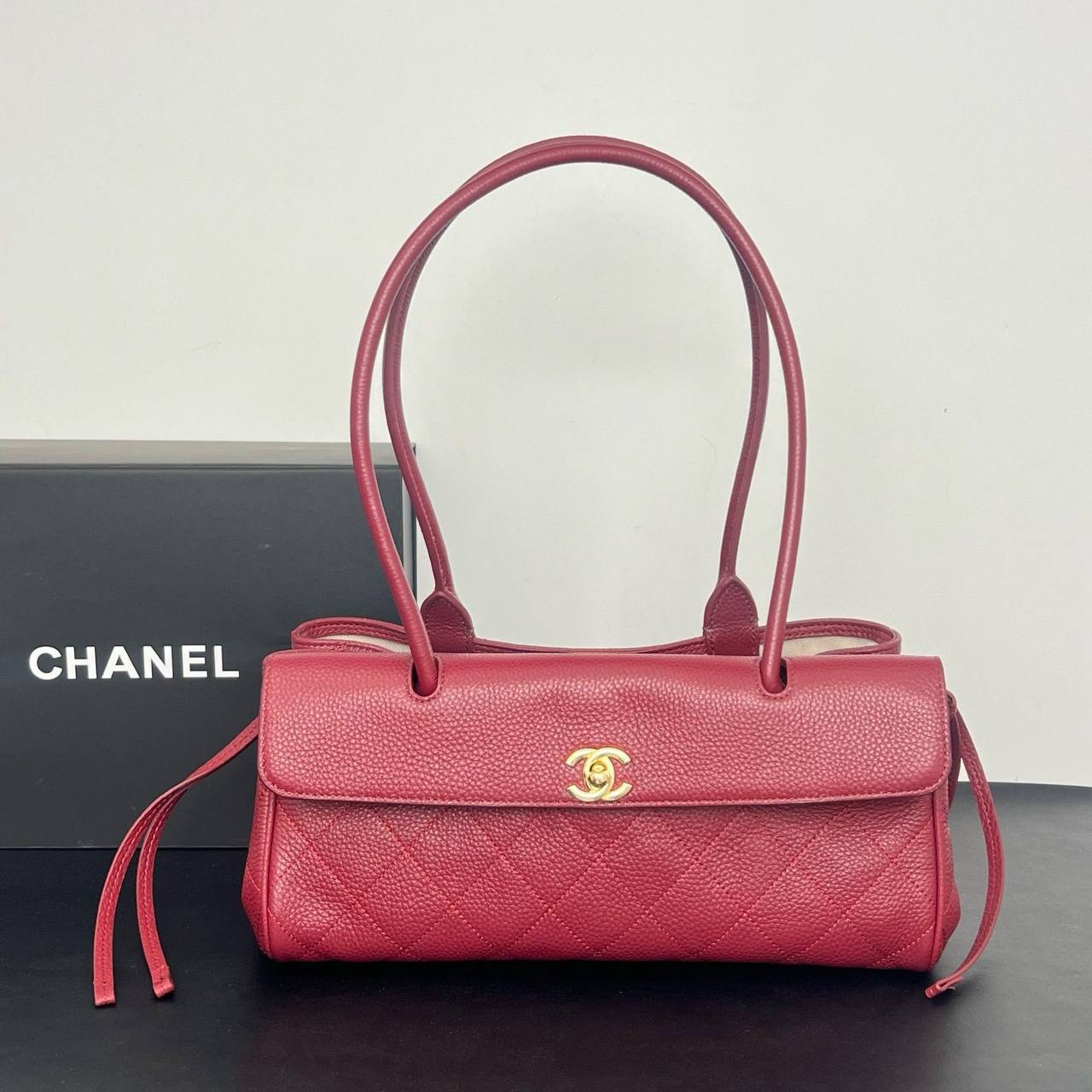 Chanel
Master
30cm🫶🏼 
350 dhs✅

Zain297
♥️♥️♥️