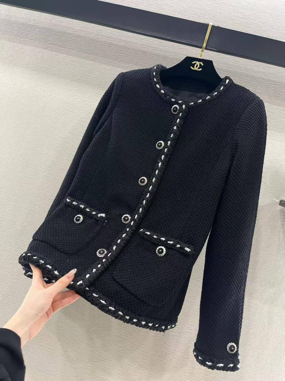 *New collections*                                                
CHANEL
*Super Master quality*
*Sizes: S M L XL* 
860 dhs✅

Zain308
♥️♥️♥️