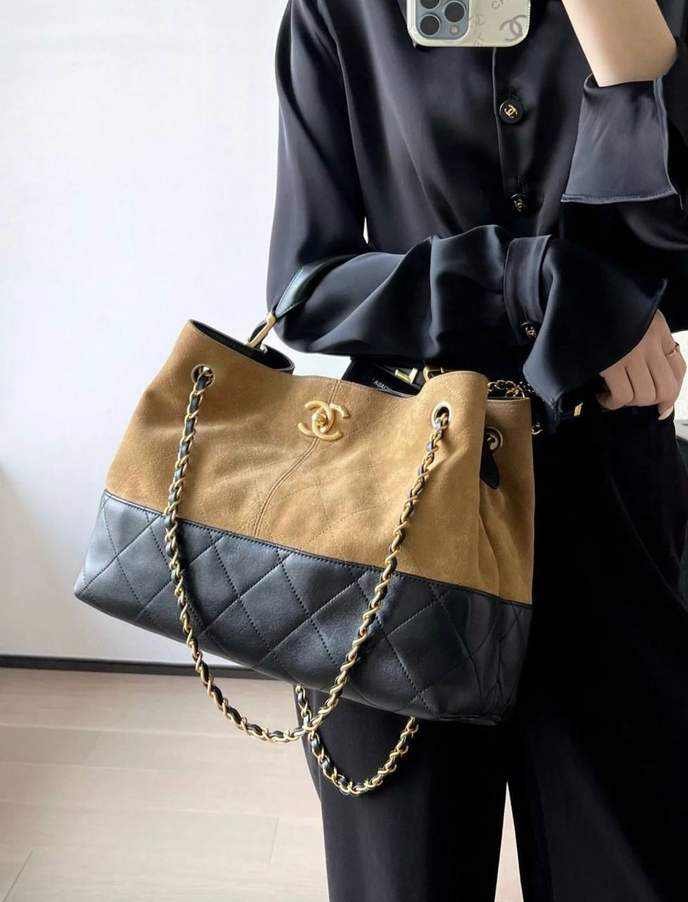 CHANEL
 COPY ONE
250 dhs✅
leather

Zain39
♥️♥️♥️