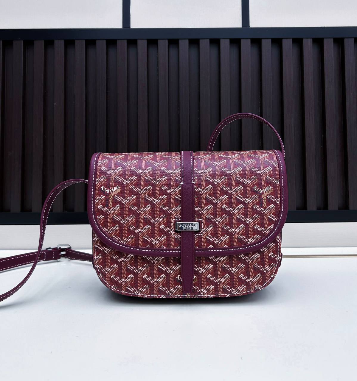 GOYARD 
SLING BAG NEW CAME UNISEX HIGH QUALITY WITH BOX 🎁🎁🎁

110 dhs💓

Zain39
♥️♥️♥️