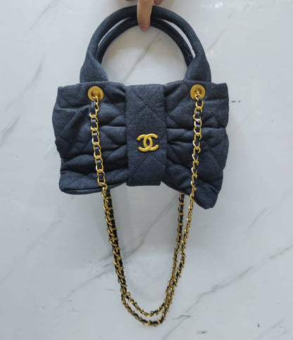 Chanel
withbox 
🎁🎁🎁

110 dhs❣️

Zain143
♥️♥️♥️