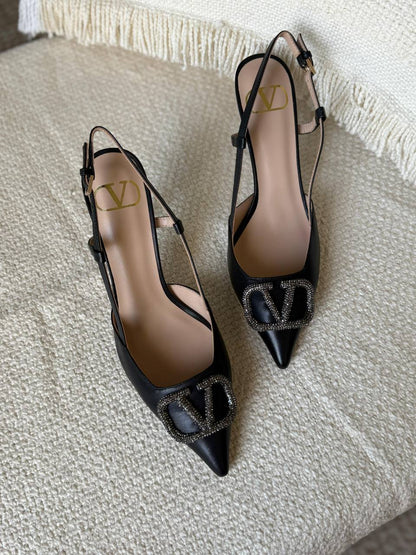 VLentino
AAA Quality
Size 36 to 41
430 dhs✅

Zain288
♥️♥️♥️