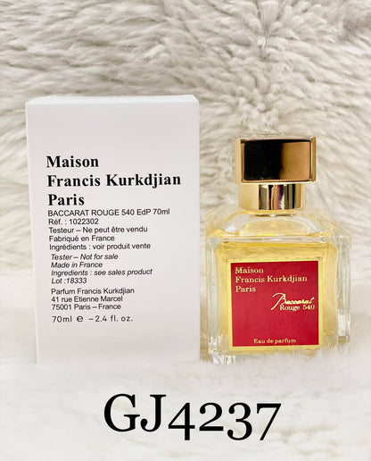 Tester Perfumes
40 dhs🪙💕

Zain172
🌸🌸🌸