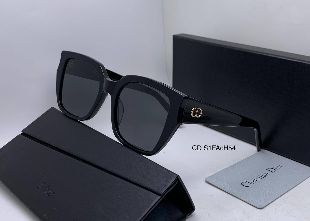 Sunglasses
Dior - Cartier 
Super master 
180 dhs🪙🌺

Zain126
♥️♥️♥️