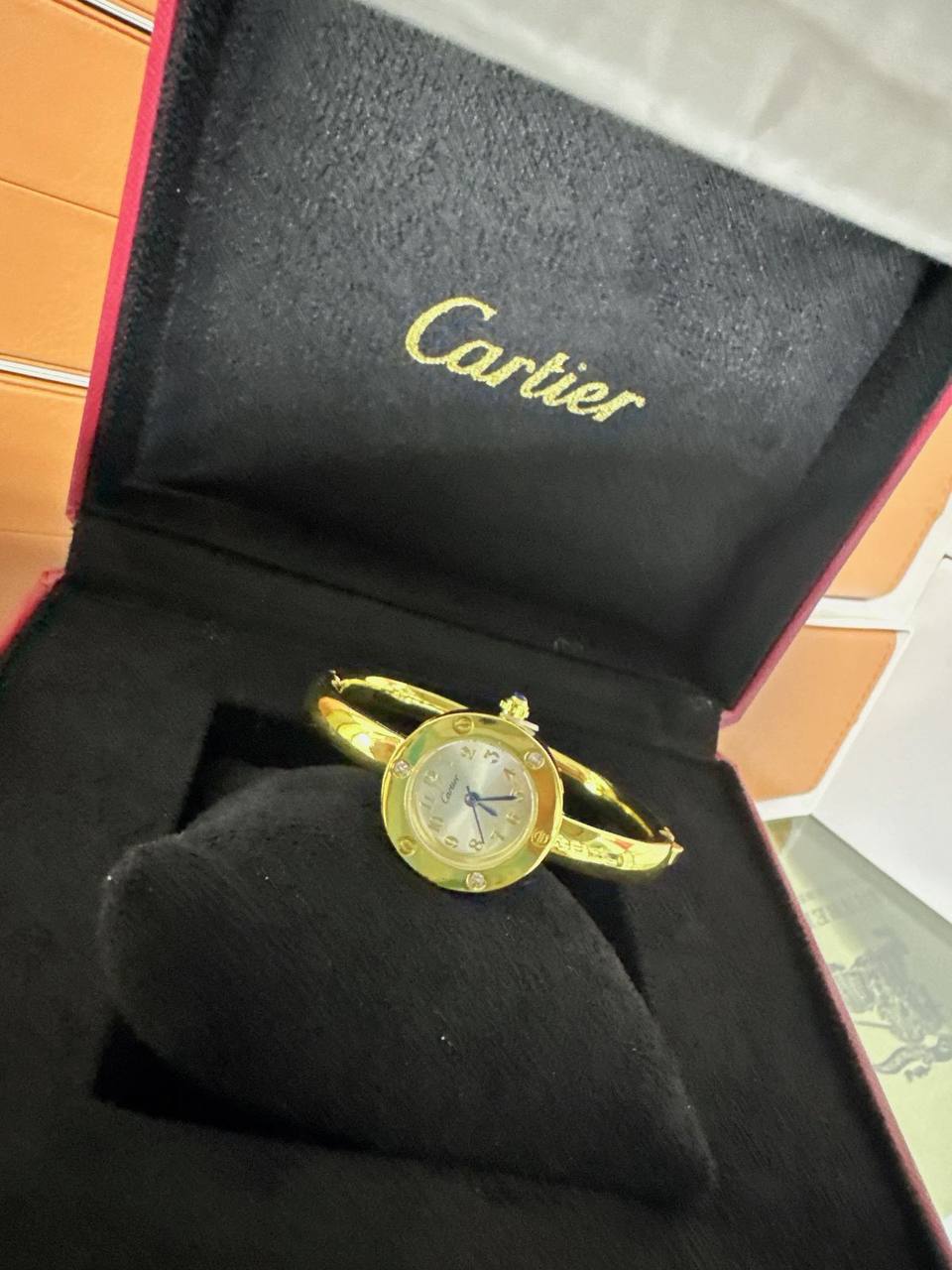 Cartier
60 dhs✅

Zain45
♥️♥️♥️