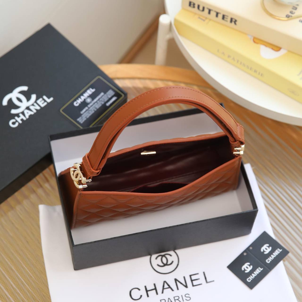 Chanel
90 dhs💓
with box23cm

Zain26
♥️♥️♥️