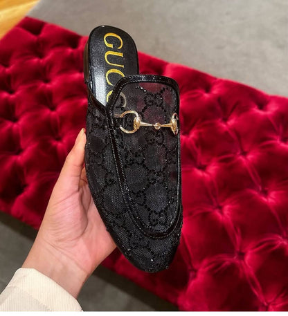 GUCCI 
SIZE 36-41 Available 
150 dhs🪙🌨️

Zain88
♥️♥️♥️