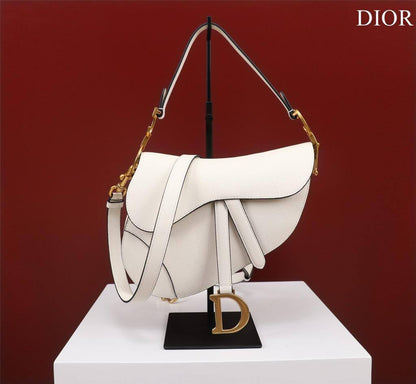 Bags
110 dhs✅

high quality 

With box
🎁🎁🎁

Zain26
♥️♥️♥️