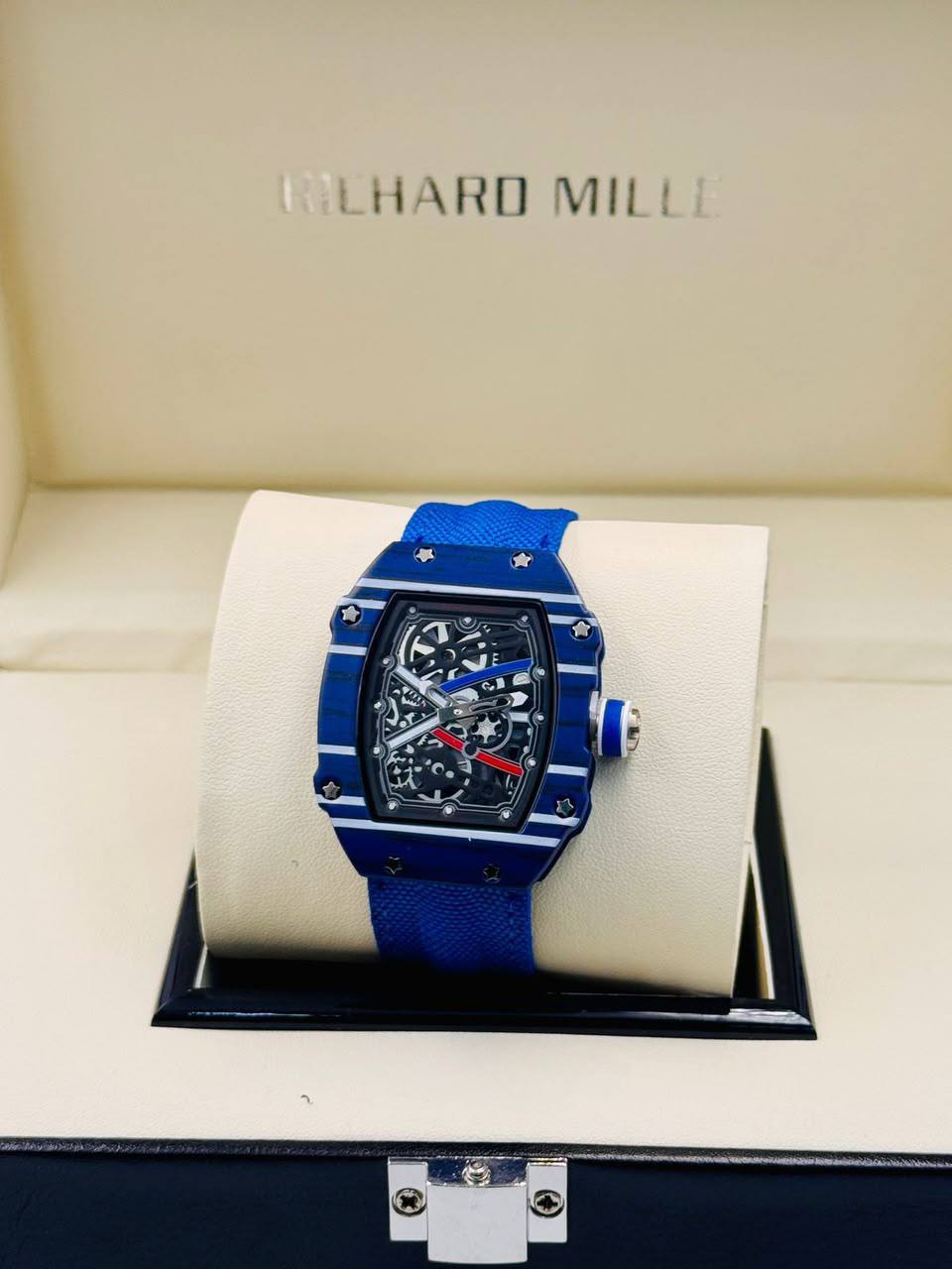 Richard Mille men 
85 dhs🇦🇪🇦🇪

Zain08
♥️♥️♥️