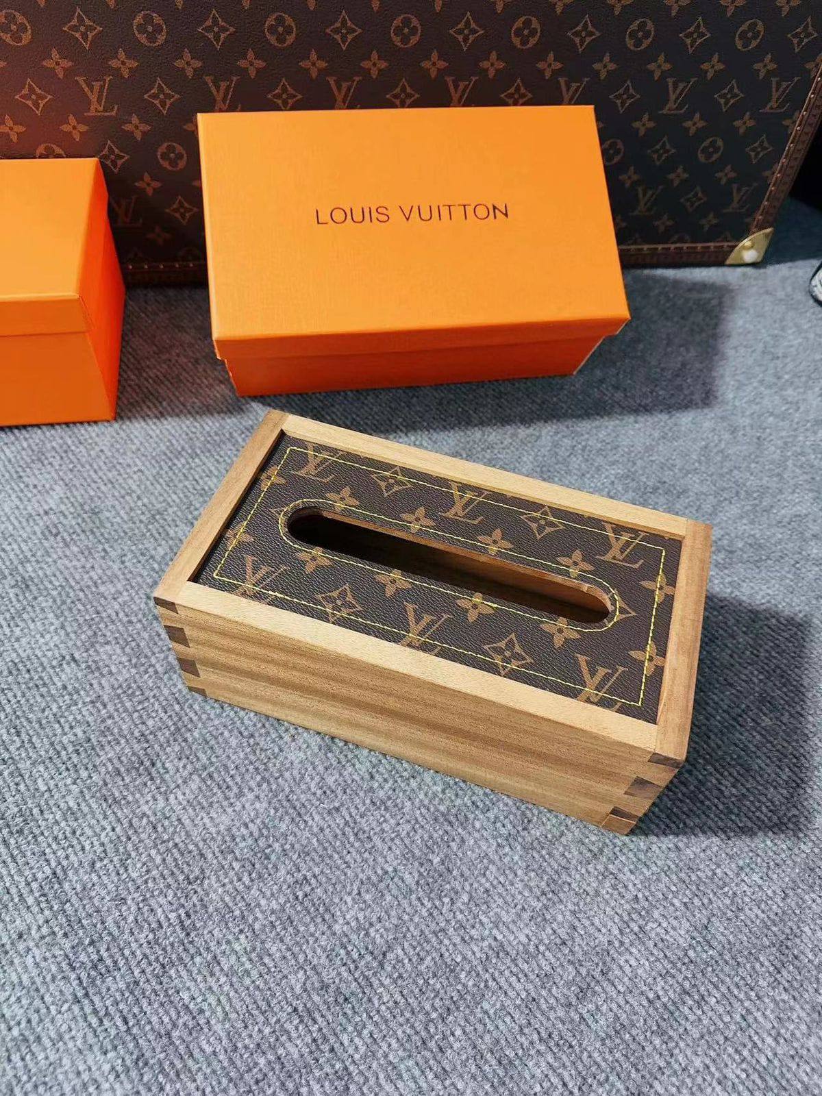 130 dhs

 With box
🎁🎁🎁

Zain205
♥️♥️♥️