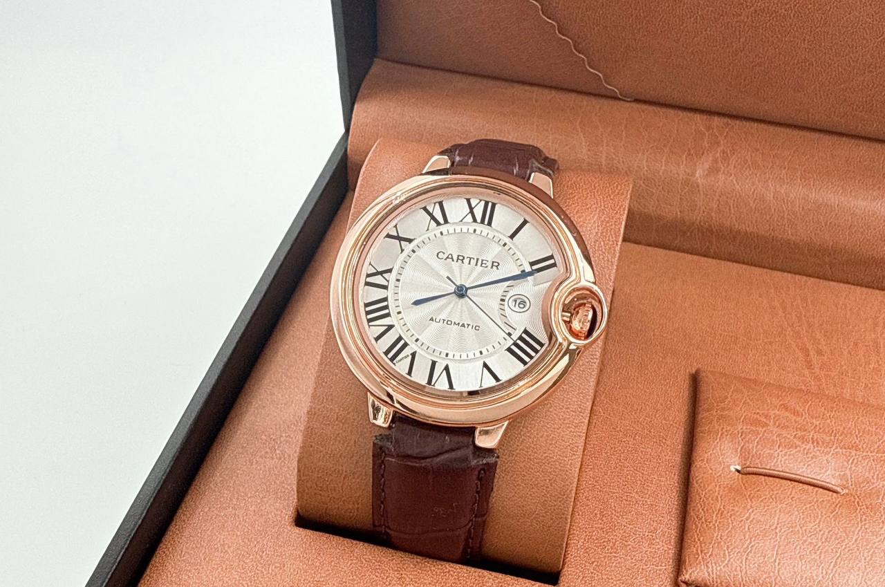 Rolex - Cartier
55 dhs🪙💚

Zain45
♥️♥️♥️
