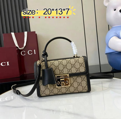 Gucci

95 dhs✅

with box
🎁🎁🎁

Zain38
♥️♥️♥️